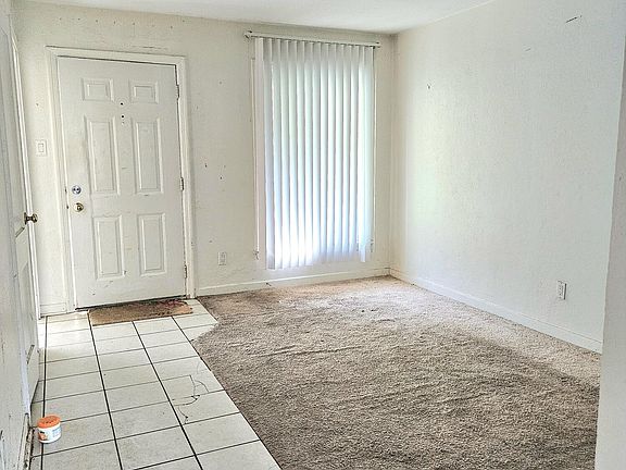 4th image of 7608 Manor Ave