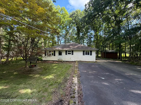 1007 Woodhaven Dr, White Haven, PA 18661