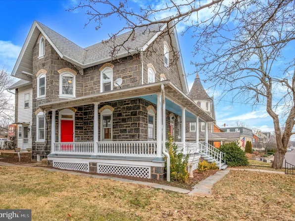 114 N 6th St, Perkasie, PA 18944