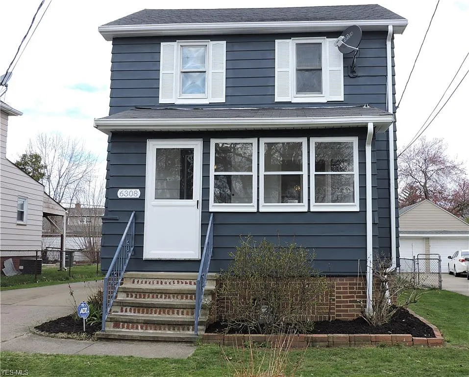 6308 Vandalia Ave photo 1