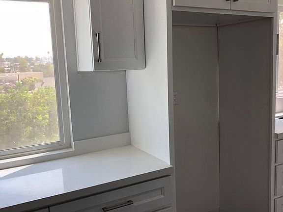 2nd image of 615 N Juanita Ave APT 209