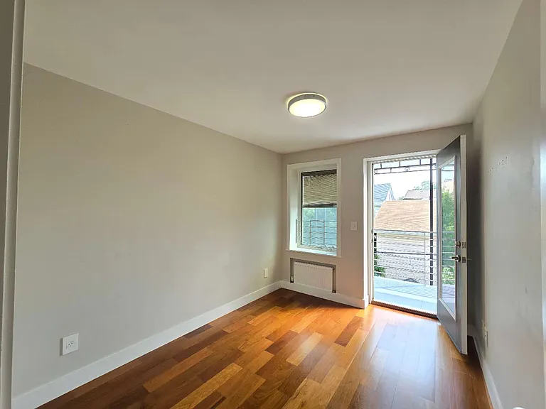 1448 71st St #2A — Photo 14
