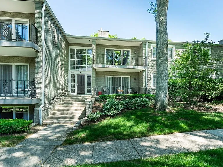 1113 N Old Woodward Ave #38 — Photo 27