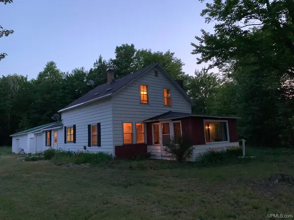 8079 Cr 550, Big Bay, MI 49808