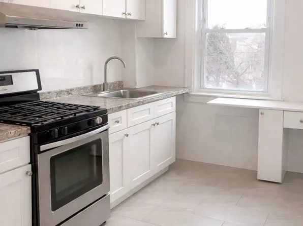 4636 Utopia Pkwy Floor 2, Flushing, NY 11358