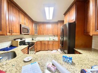 858 E 13th St APT 2, Brooklyn, NY 11230