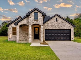 708 Mineral Wls, Terrell, TX 75160