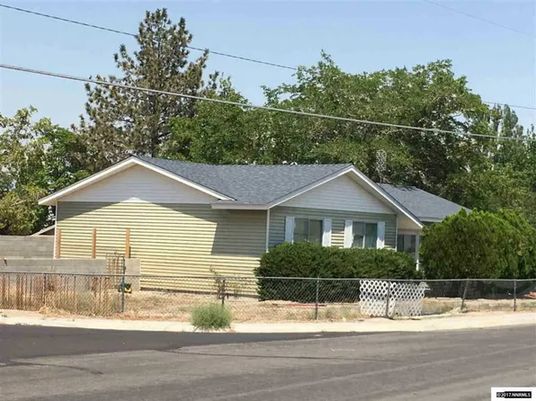 115 W 1st St, Hawthorne, NV 89415