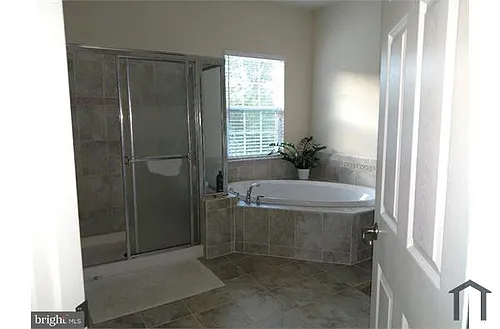 4255 Talmadge Cir Photo 1