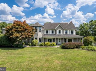 22031 Foxlair Rd, Gaithersburg, MD 20882