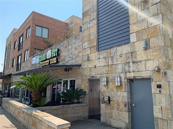 4th image of 3016 Guadalupe St APT 317