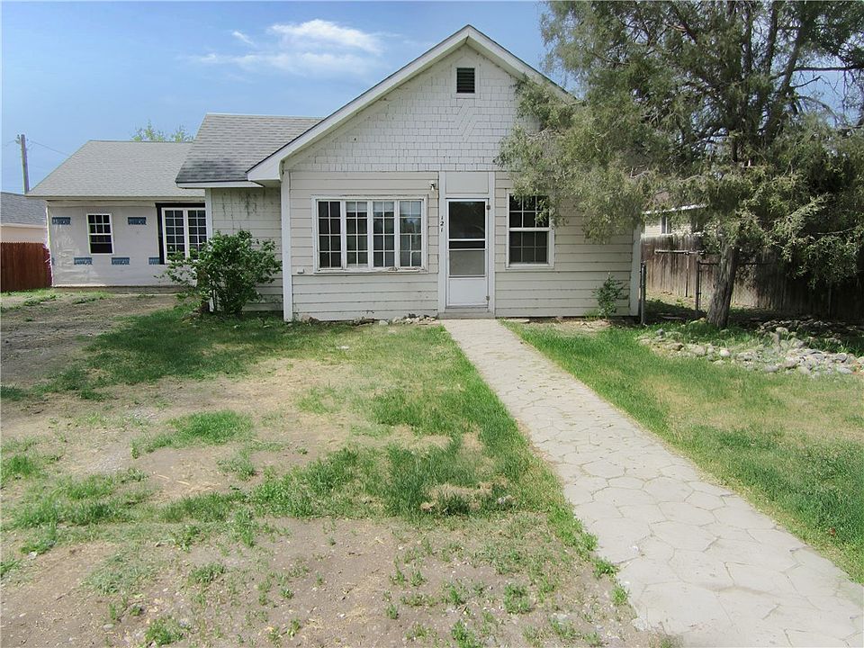 1st image of 121 Peritse Ave
