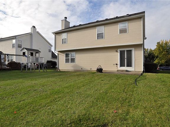 3rd image of 10119 Alexia Dr