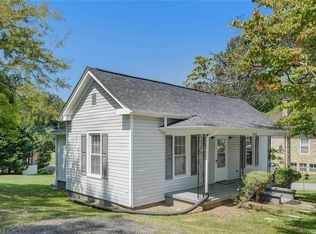 729 E Warren Ave, Eden, NC 27288