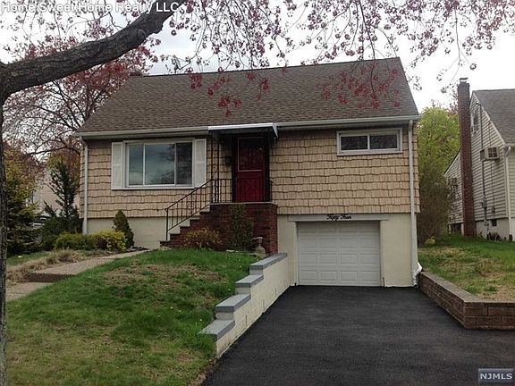 2nd image of 54 Conforti Ave