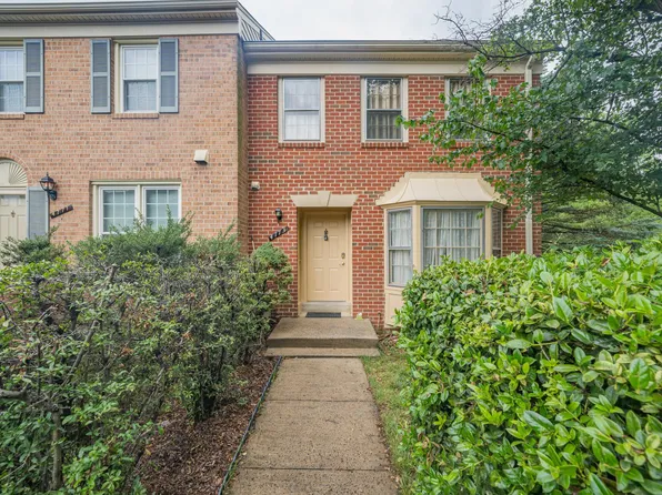 4773 Gainsborough Dr, Fairfax, VA 22032