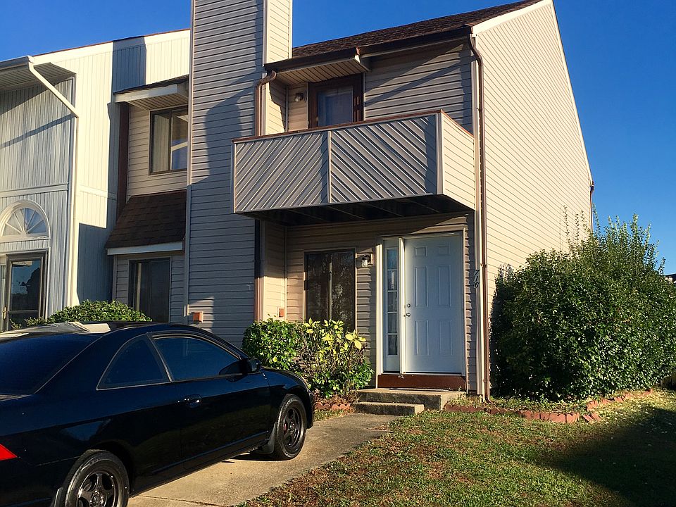 1st image of 716 Waters Dr