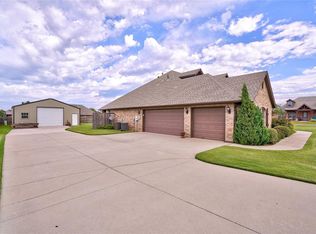 18453 Rodeo Trl, Norman, OK 73072