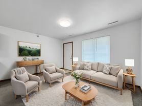 212 Hayward