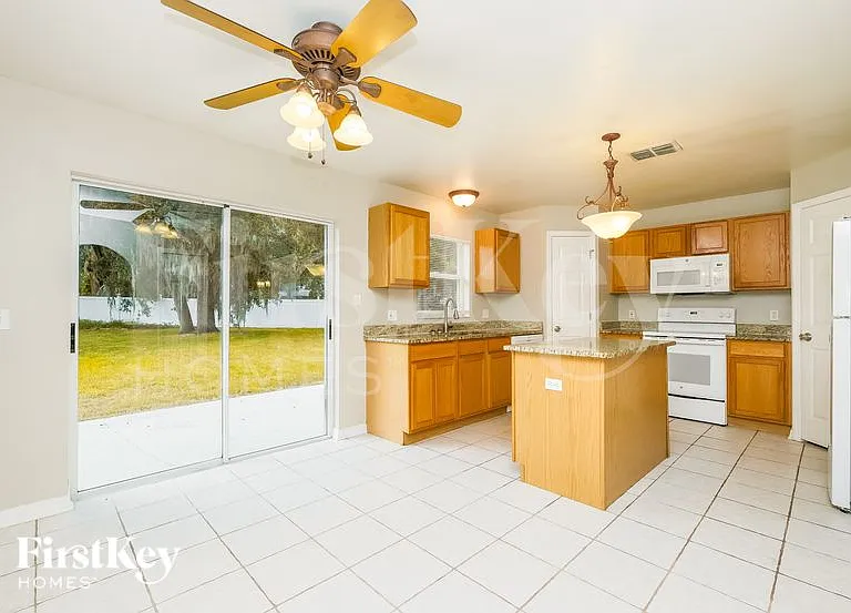 6430 Gondola Dr — Photo 4
