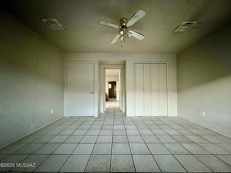 136 N Little Page St — Photo 7