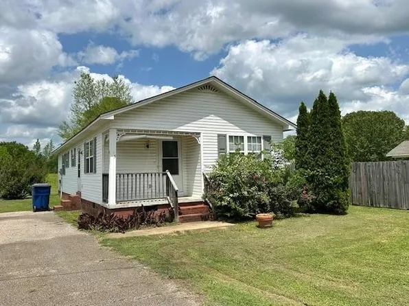 75 Navajo Trl, Savannah, TN 38372