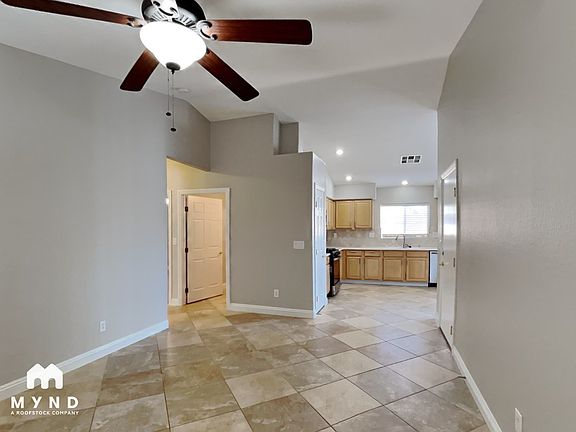 2nd image of 10429 Aloe Cactus St