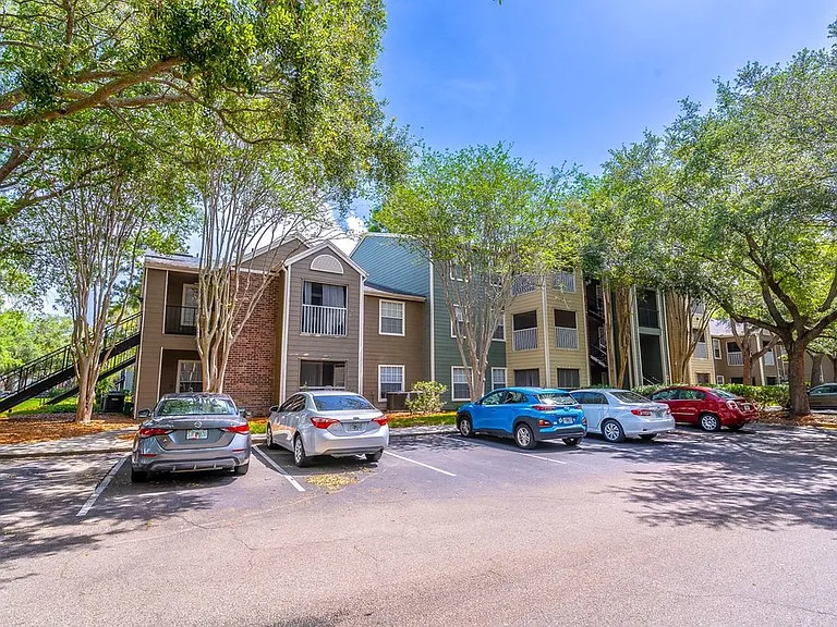 5124 Park Central Dr #517 — Photo 30