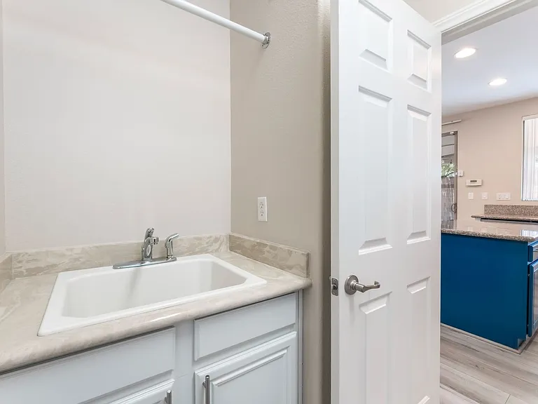 9440 Highview Rock Ct — Photo 9