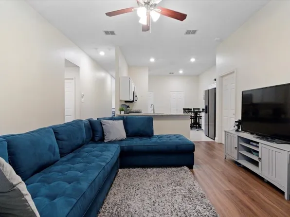 2024 Wildwood Dr, Forney, TX 75126