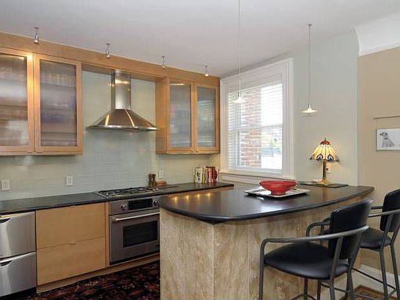 Breakfast Bar