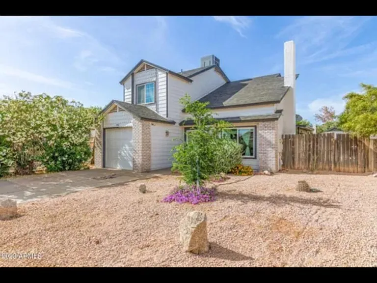 1582 W Curry Dr — Photo 16
