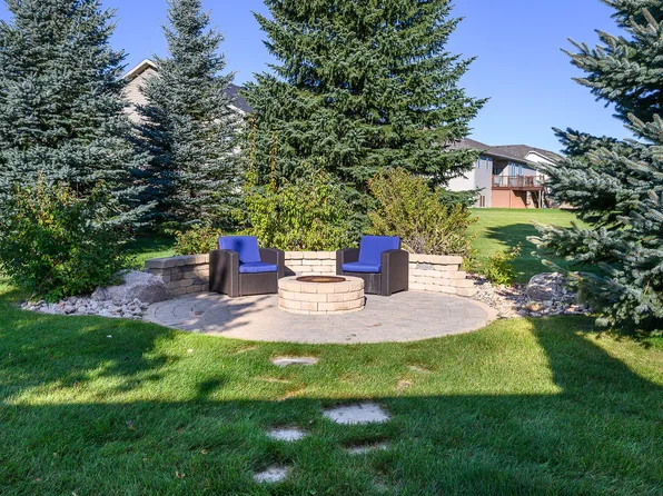 3100 Chisholm Trl, Bismarck, ND 58503