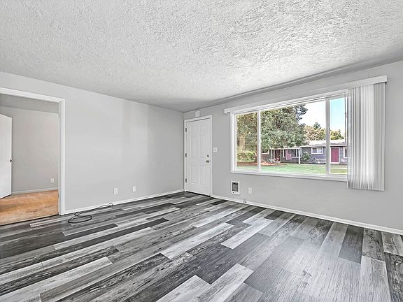 5th image of 2235-2249 Lee St SE #2247