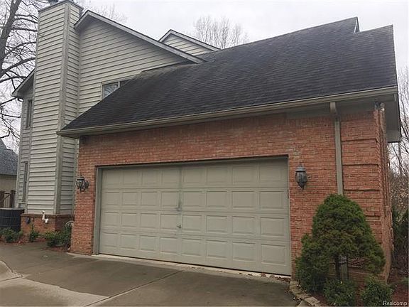 3rd image of 6290 Long Ave