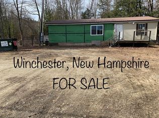 217 Warwick Rd, Winchester, NH 03470