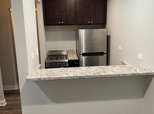 5742 N Kenmore Ave #209, Chicago, IL 60660