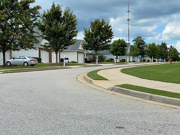 5th image of 855 City Park Dr