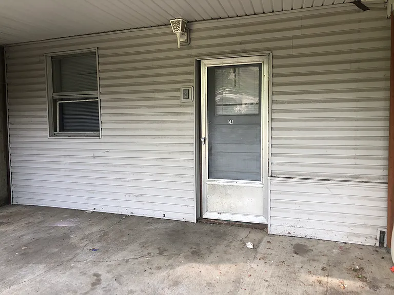 745 NE Maple St #3A — Photo 5