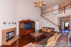5th image of 502 Hillside Ct