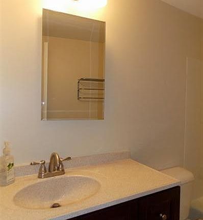 4th image of 4806 Chalet Dr #1201