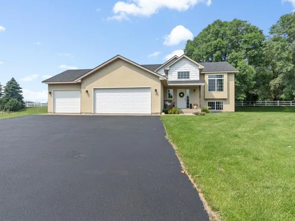 1200 Independence Ct, Sartell, MN 56377