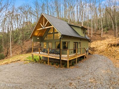 811 Cartertown Rd, Gatlinburg, TN, 37738