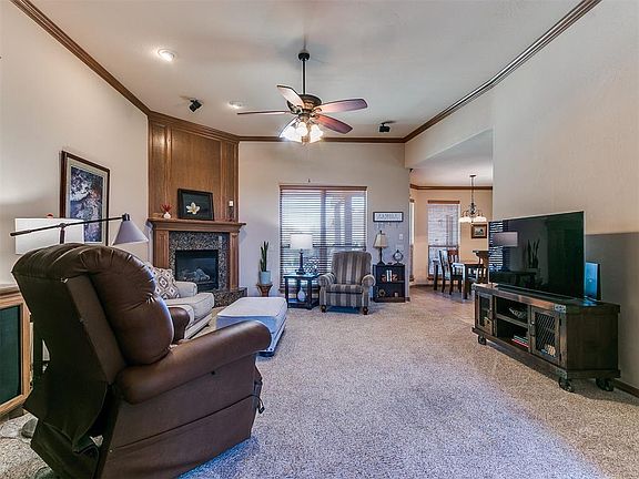 2nd image of 16200 Old Oak Dr