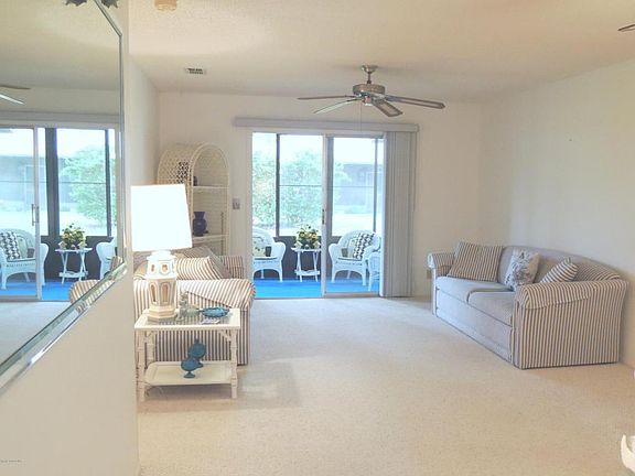 3rd image of 851 Dow Ln