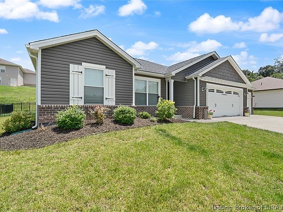 3rd image of 4103 Cedar Creek Court