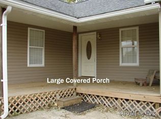 901 Williamson Ave, Staunton, IL 62088