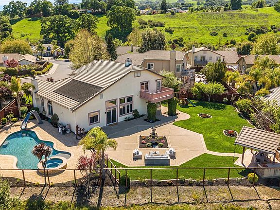 3rd image of 5 Welford Ranch Ct