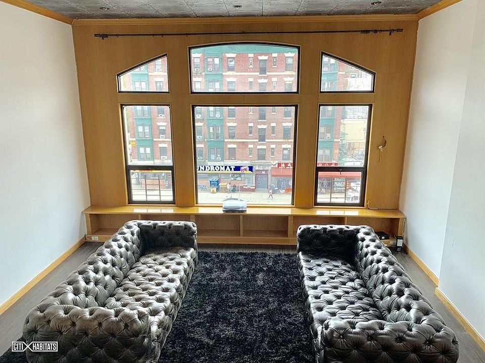 1st image of 14 Delancey St