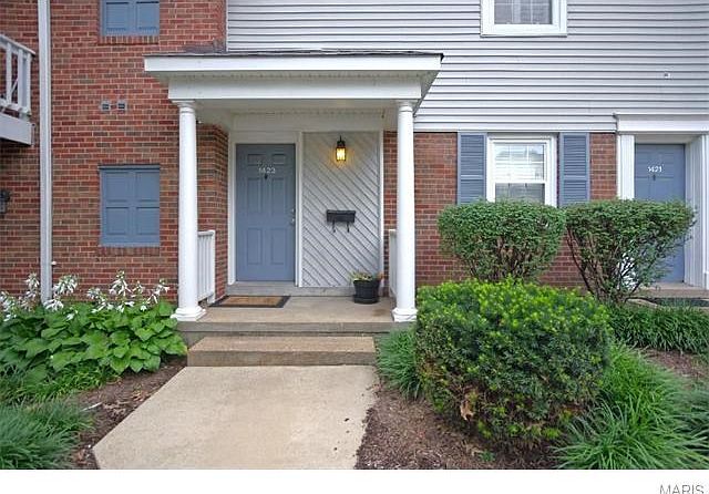 Welcome to 1423 Peacock Lane